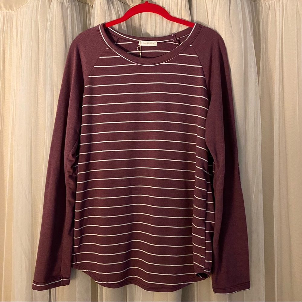 Maternity long sleeve shirt. XL